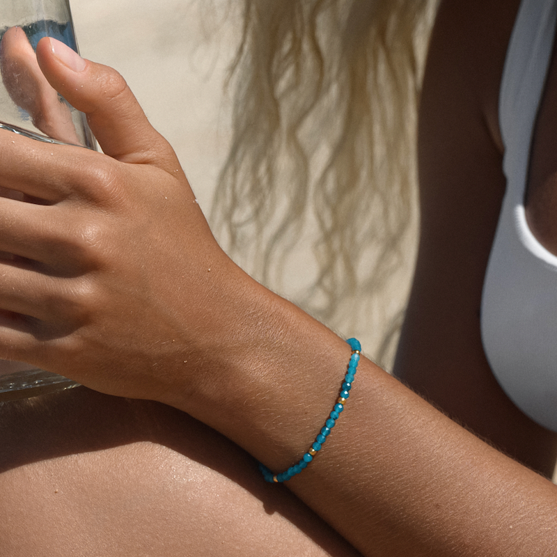 Tropical Turquoise & Gold Beaded Bracelet