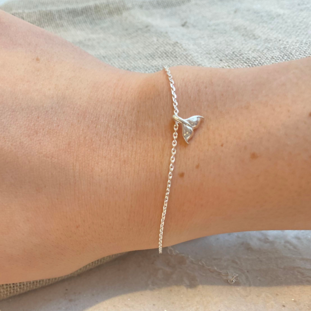 Whale Tail Bracelet