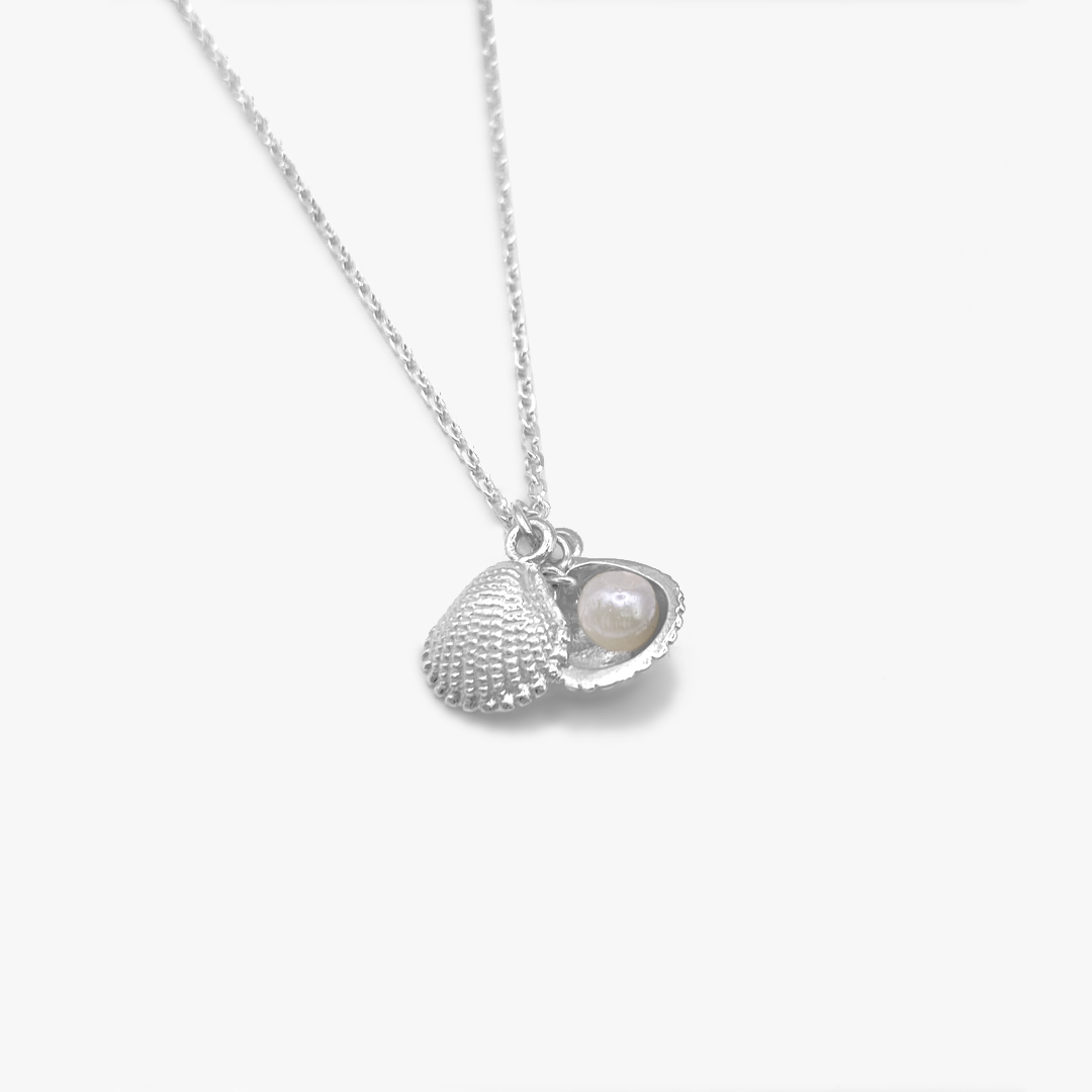 Maui Shell & Pearl Necklace