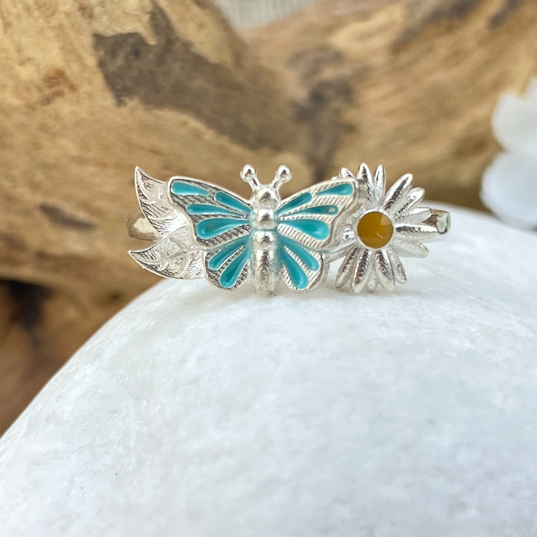 Enamelled Butterfly and Daisy Ring
